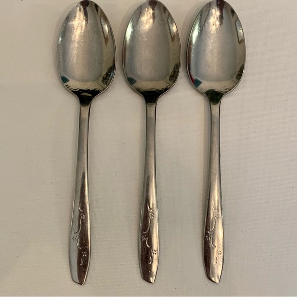 3 Silco Stainless MARDI GRAS 8.5" Dinner Spoons Serving Spoon Vintage USA 1960s - Picture 9 of 9